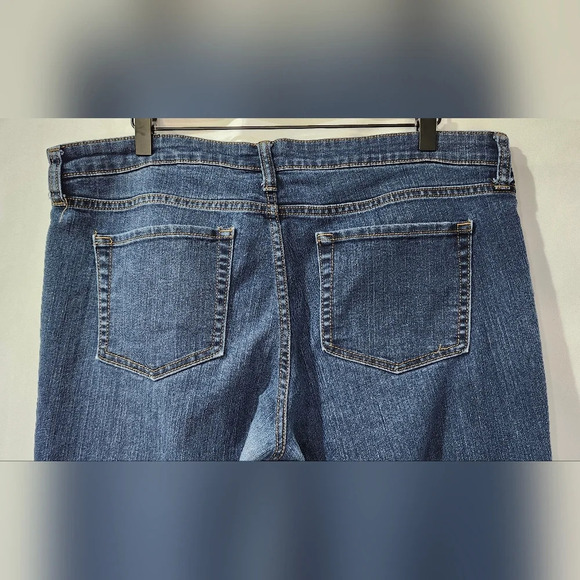 GAP Women's Bootcut Fit‎ Jeans Size 14L Medium Wash Mid-Rise Raw Hem Normcore - Picture 8 of 8